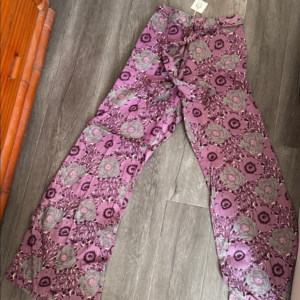 Chasing unicorns poppy print linen flares - Picture 4 of 5